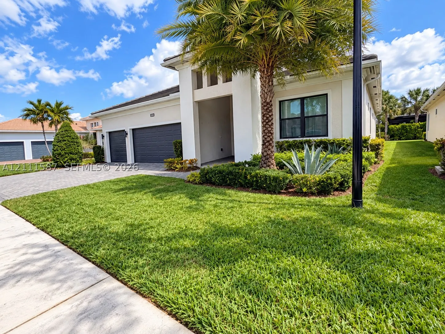 5364 Siesta Key Ln