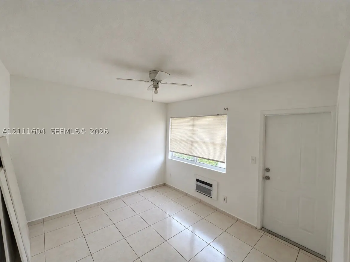 1800 Miami Rd #2