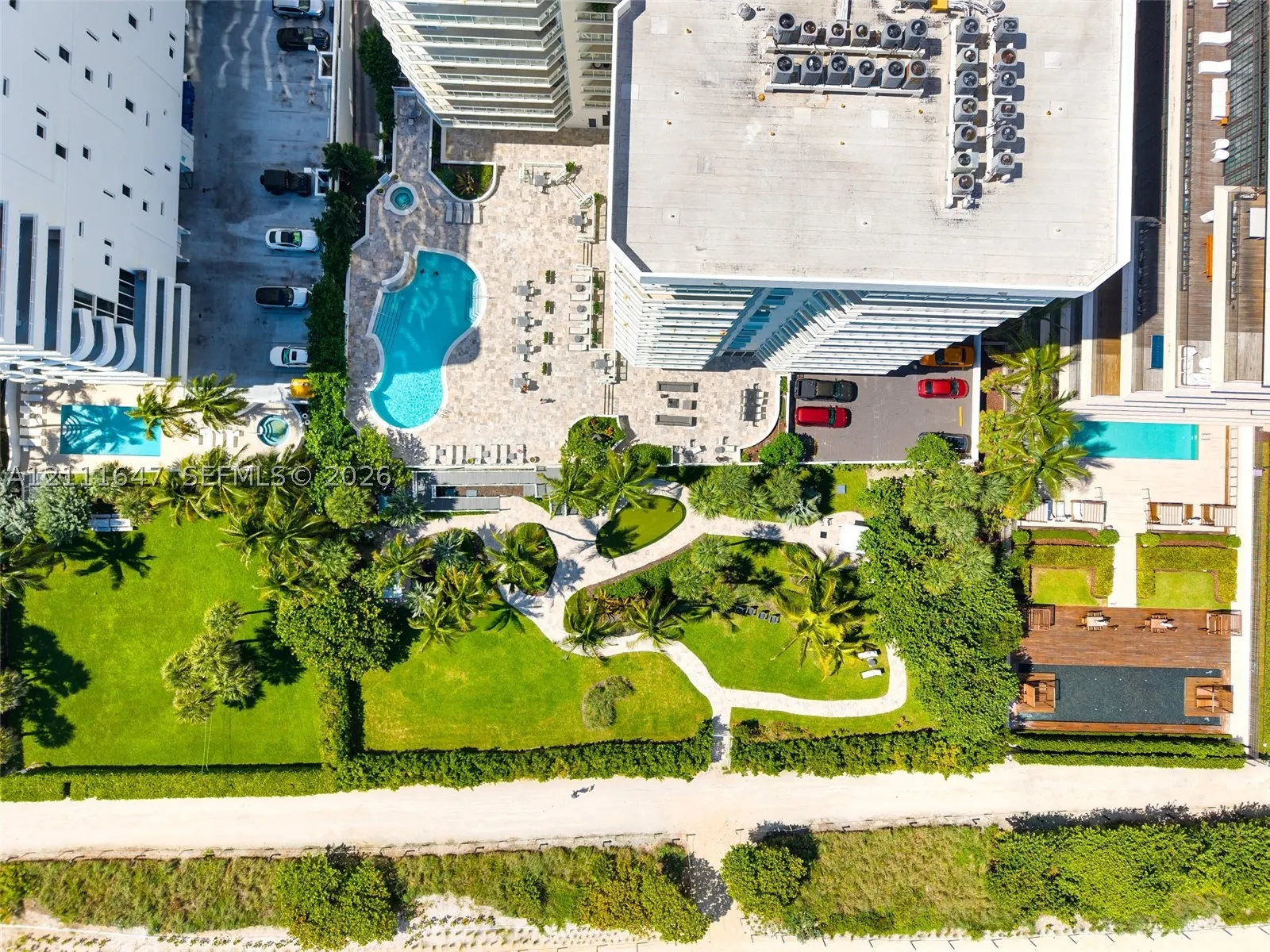 8925 Collins Ave #4J