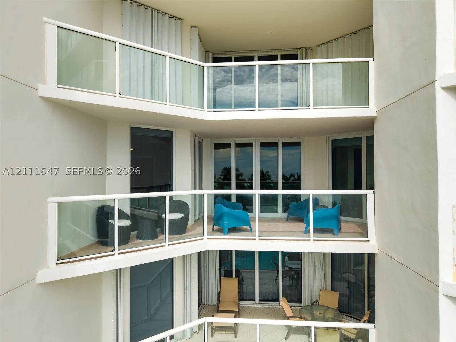 8925 Collins Ave #4J