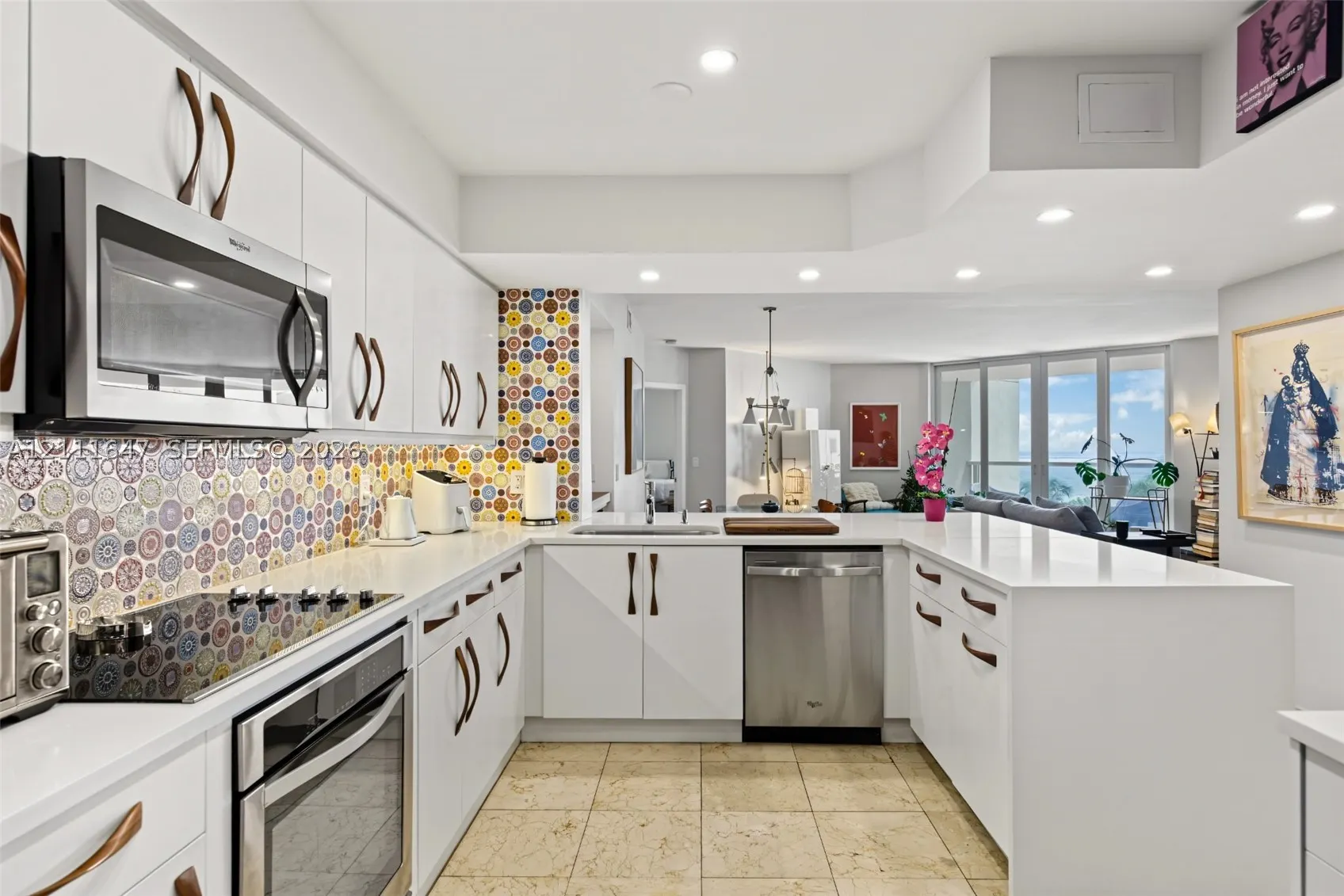 8925 Collins Ave #4J