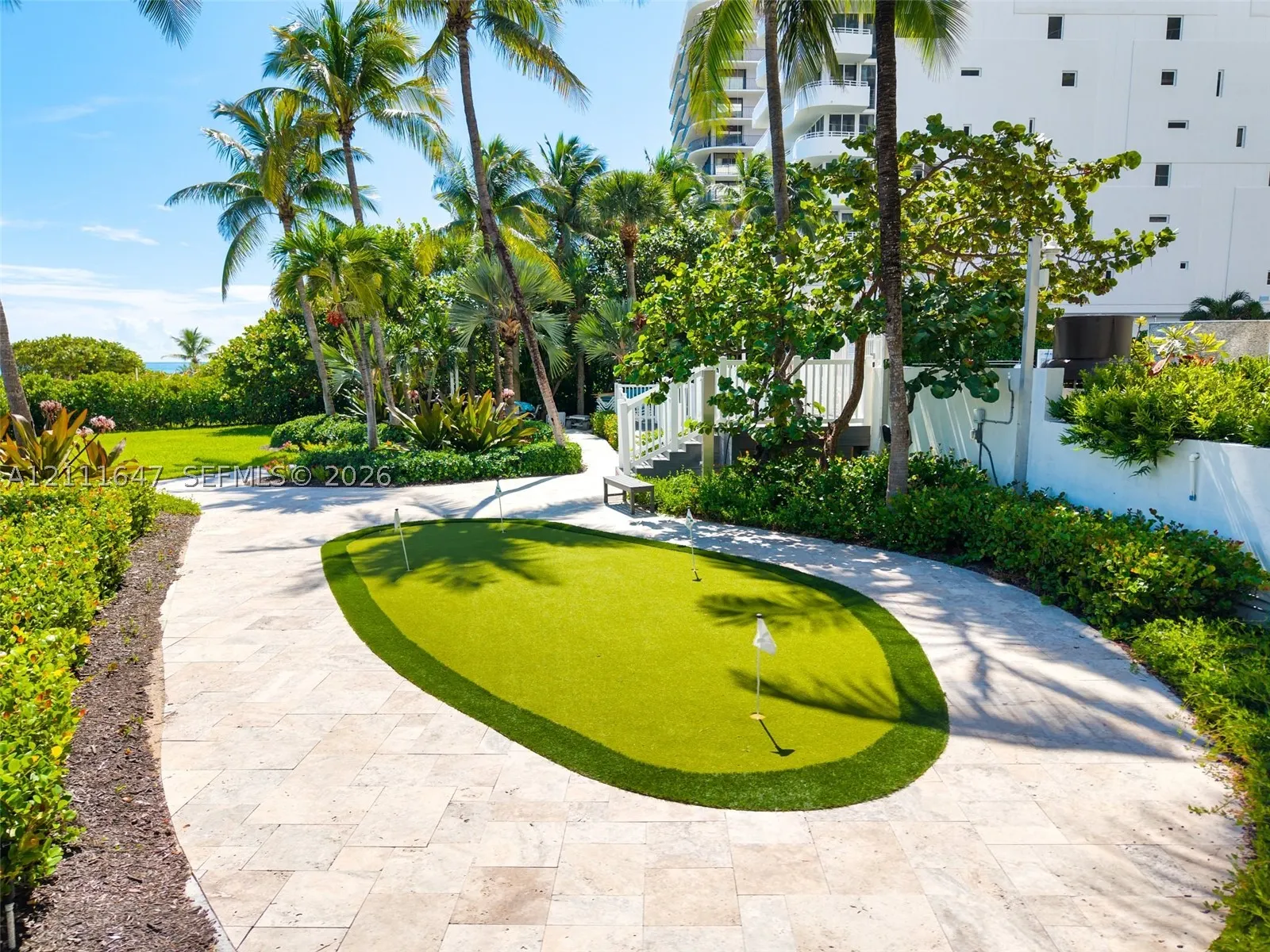 8925 Collins Ave #4J
