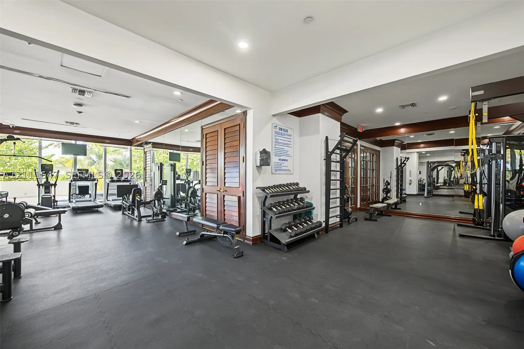 8925 Collins Ave #4J
