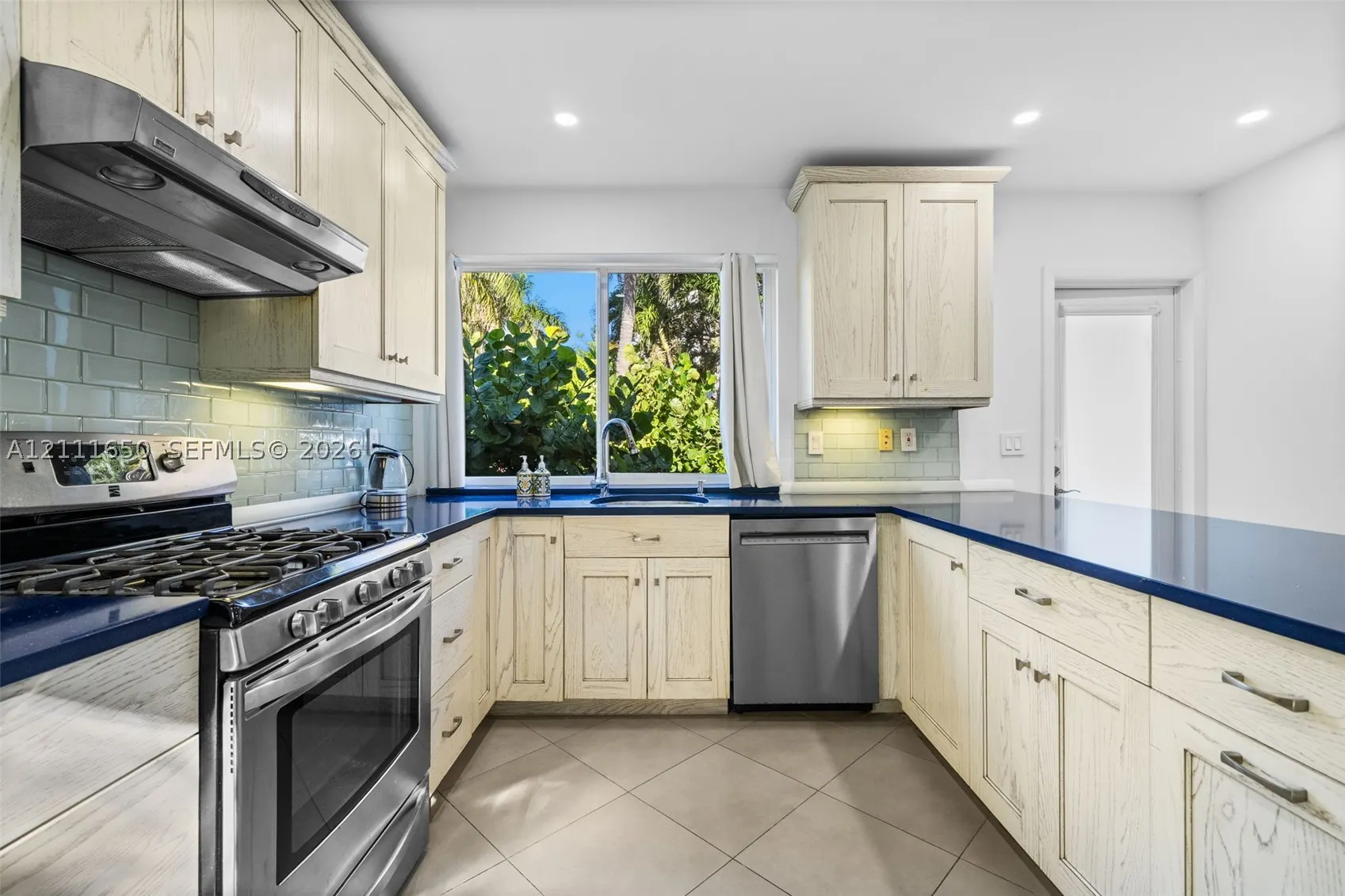338 Taylor St #1