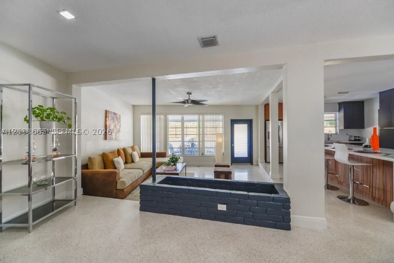 12520 NE Miami Pl #0