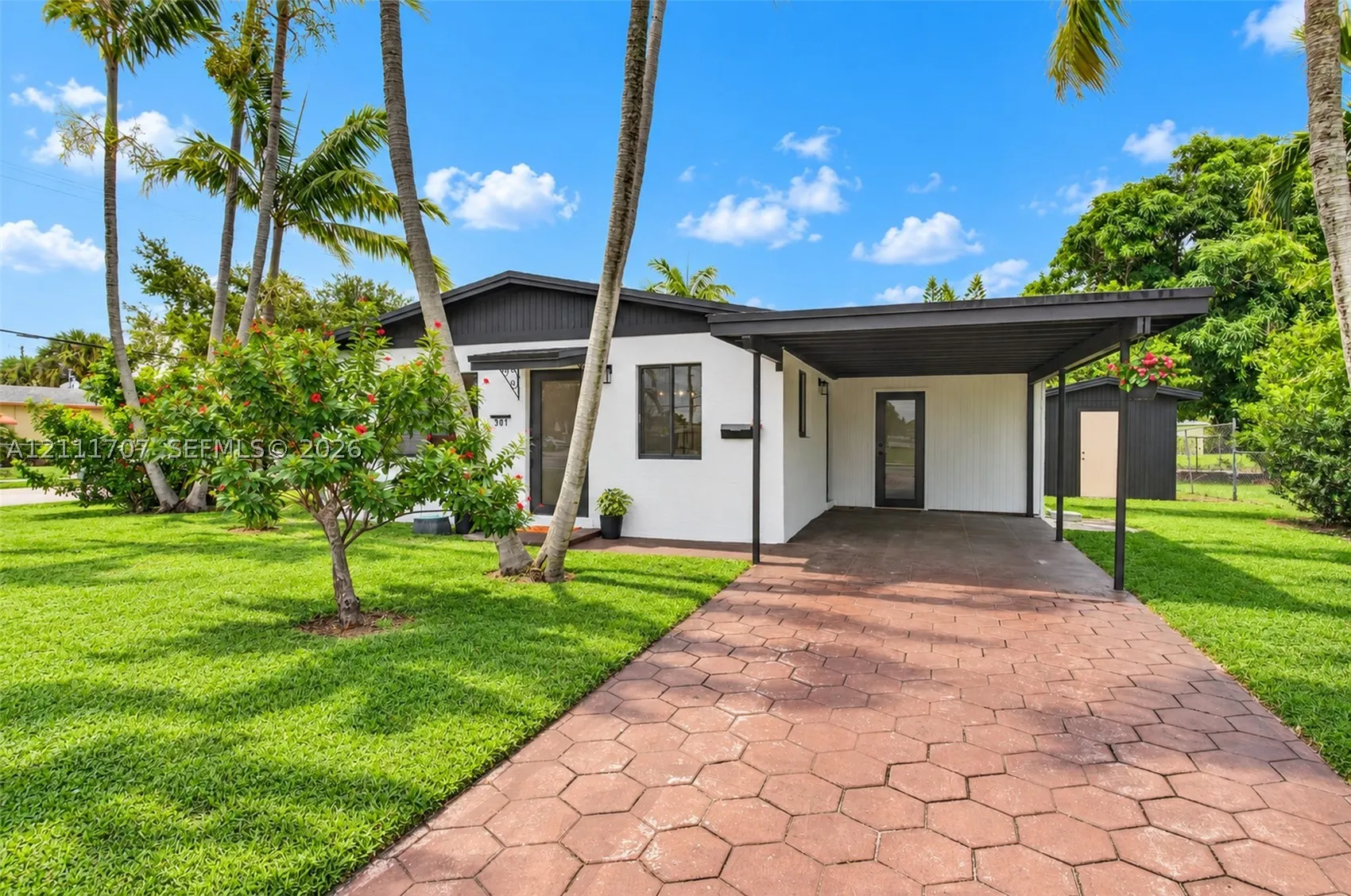 301 SW 12th Ave