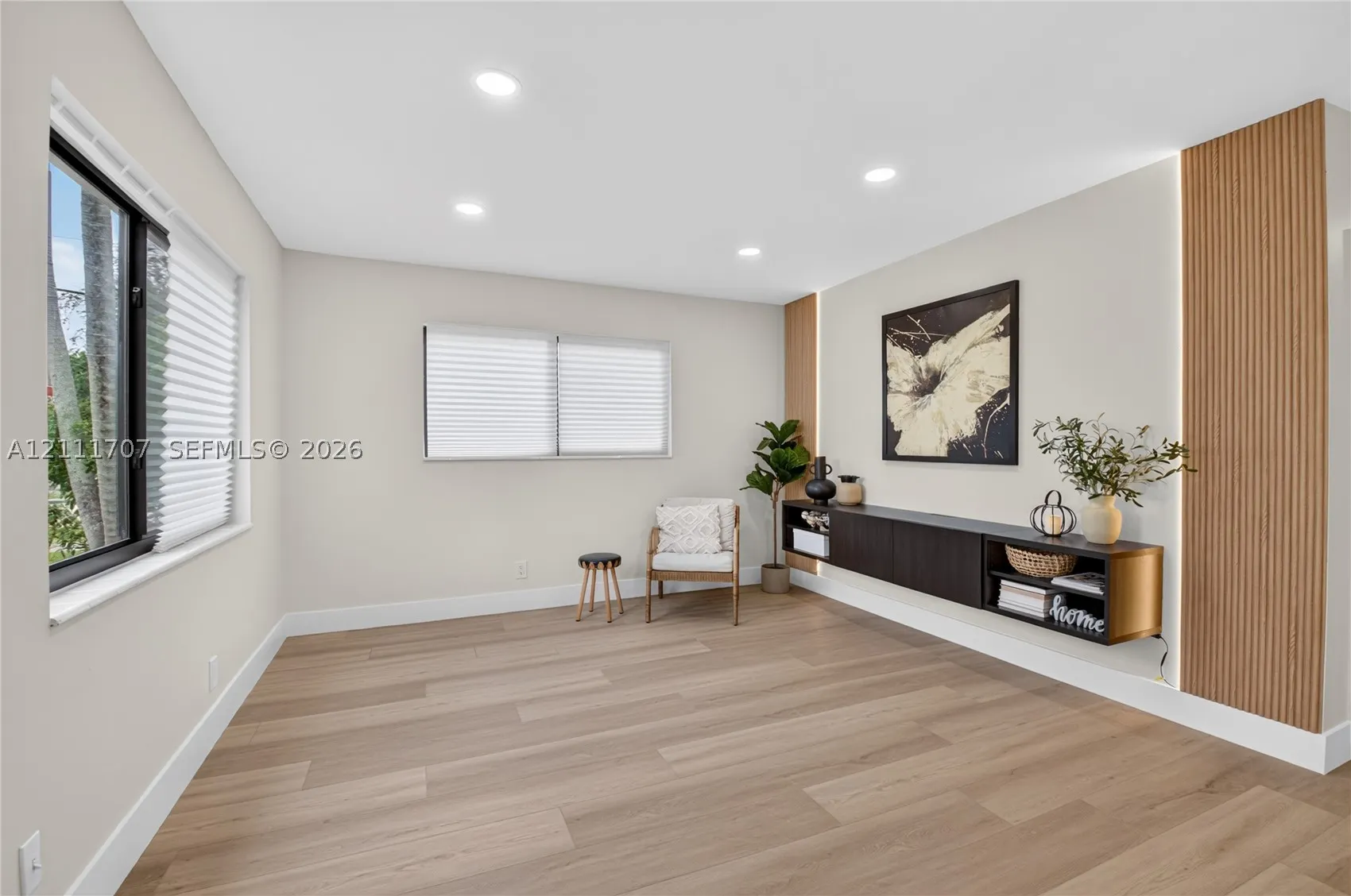 301 SW 12th Ave