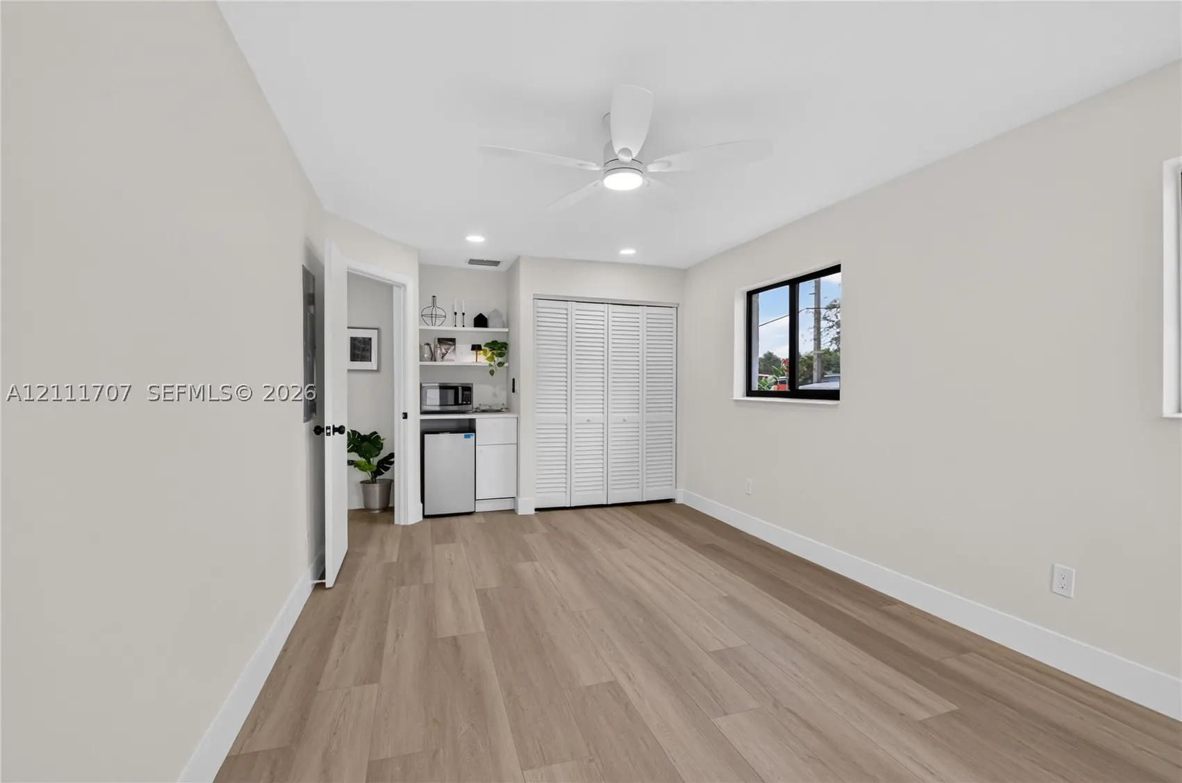 301 SW 12th Ave