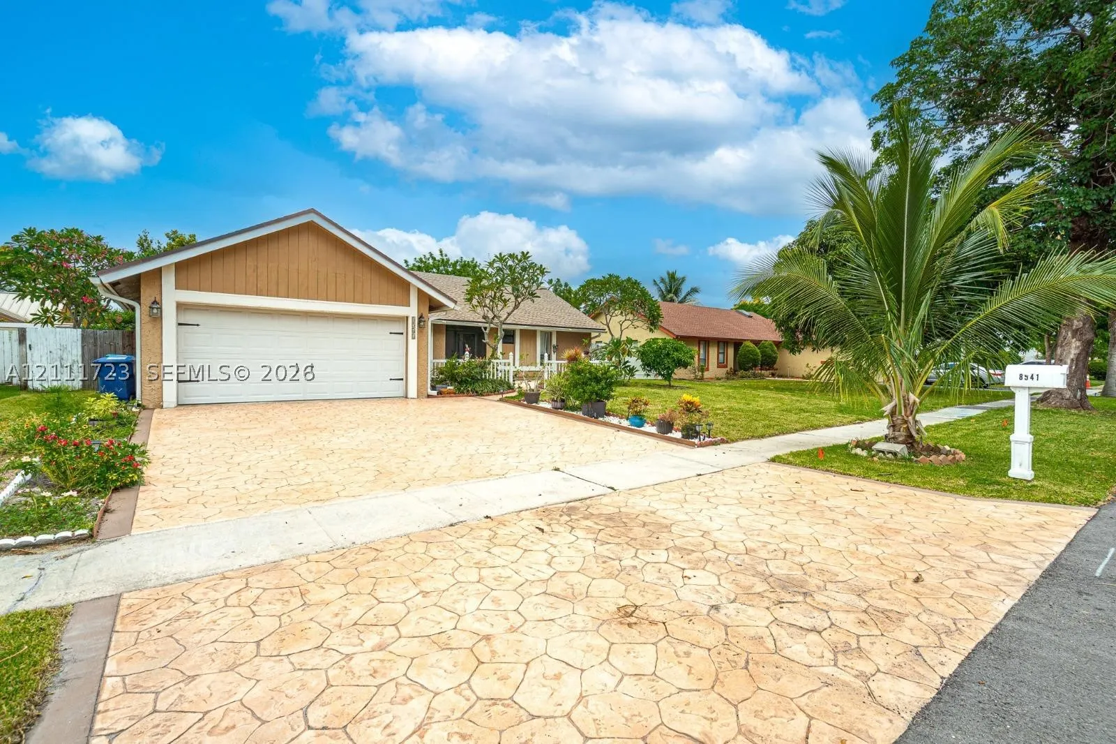 8541 NW 51st Ct
