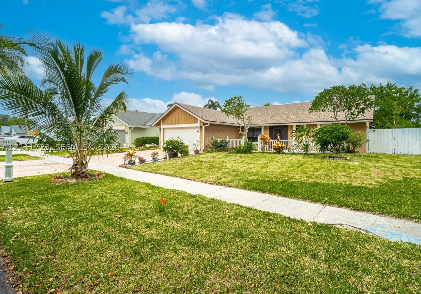 8541 NW 51st Ct