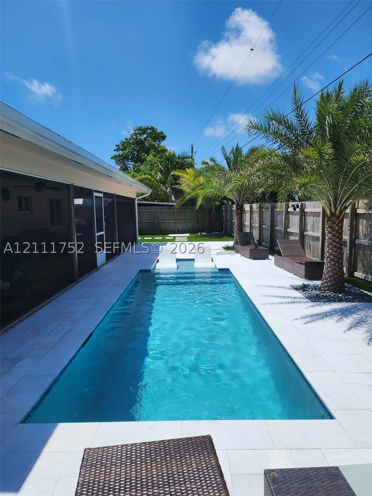 2901 NE 11th Ter