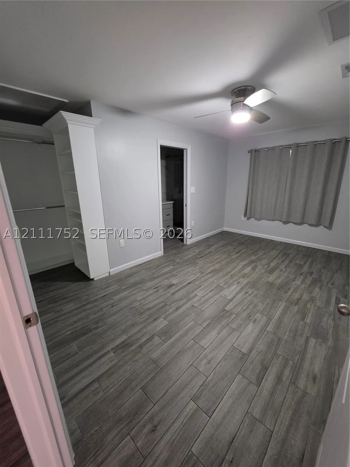 2901 NE 11th Ter