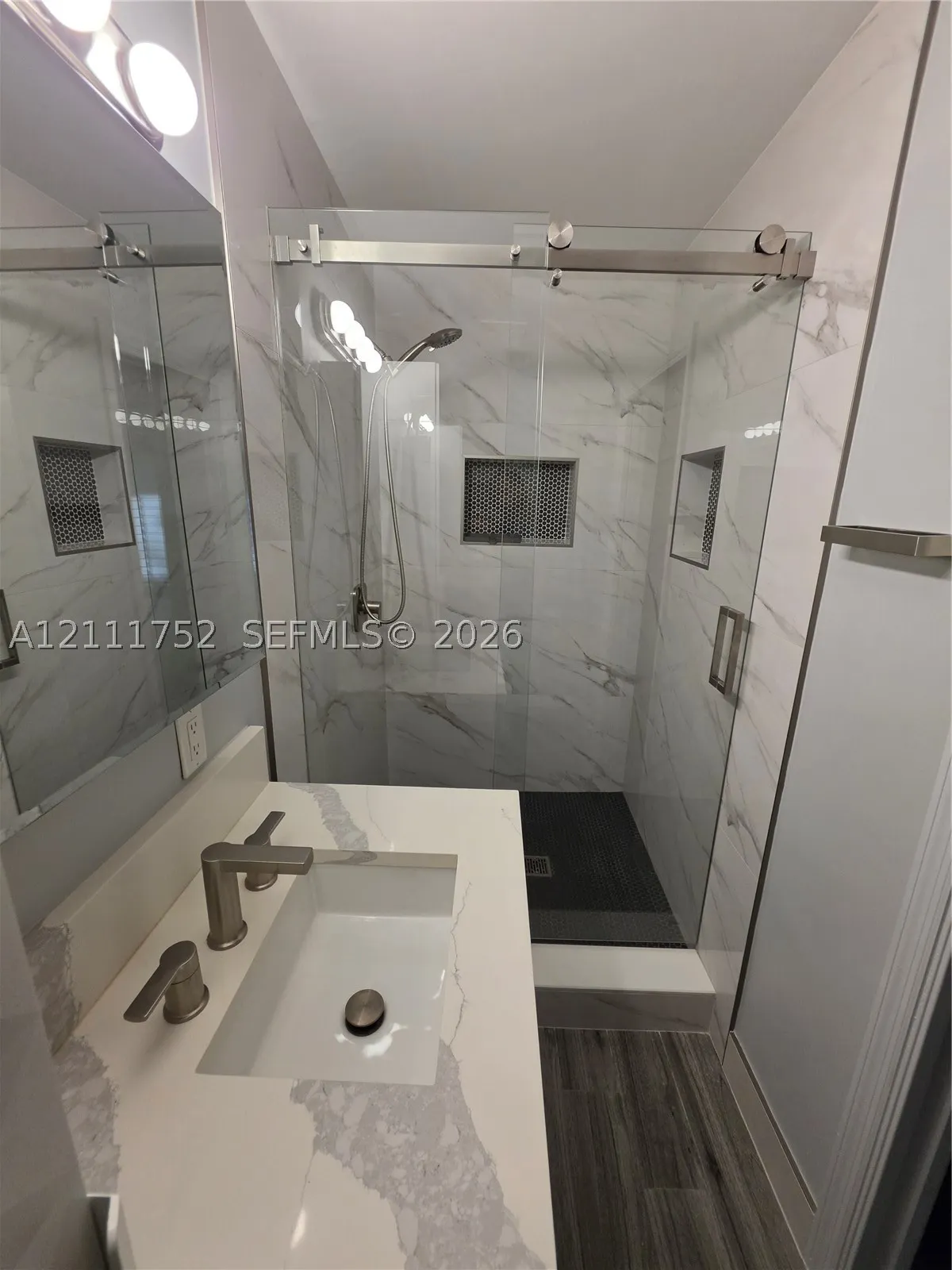 2901 NE 11th Ter