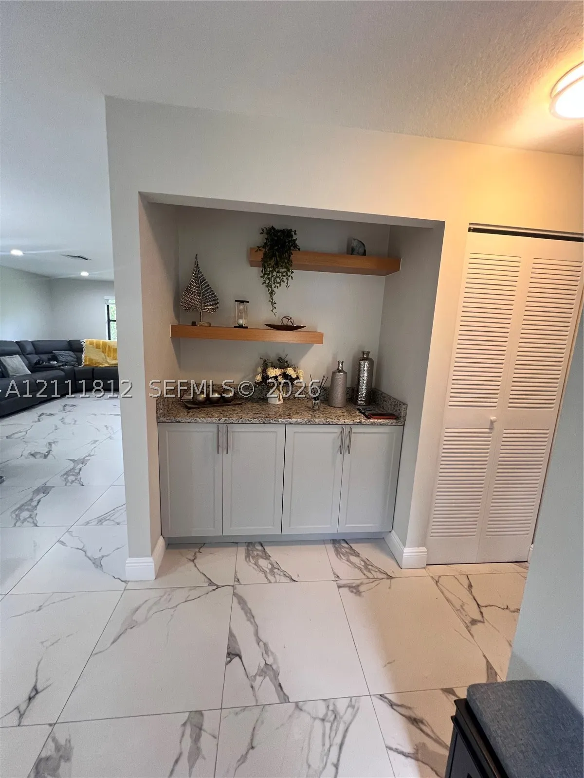 350 Quincy Ct
