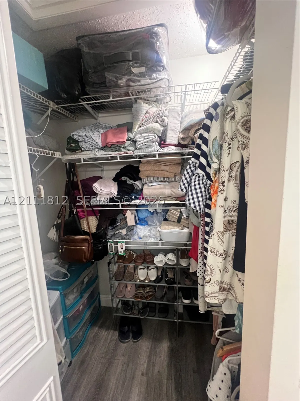 350 Quincy Ct