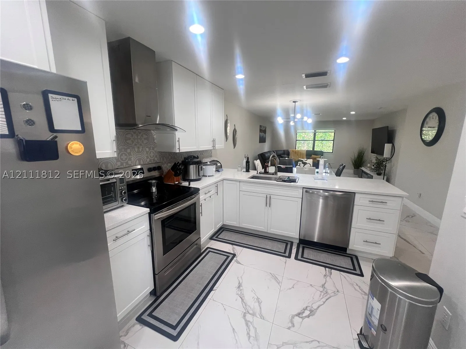 350 Quincy Ct