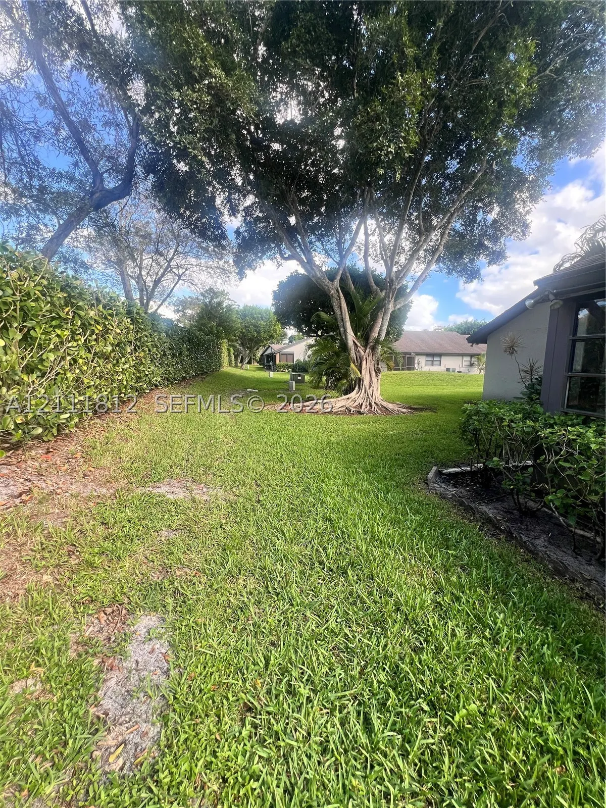 350 Quincy Ct
