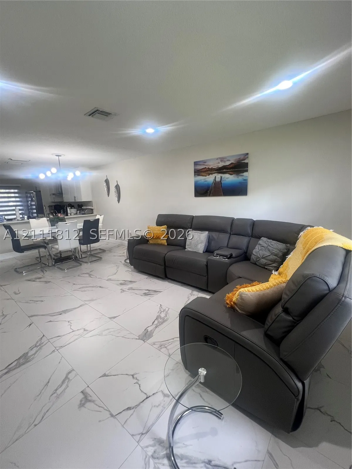 350 Quincy Ct