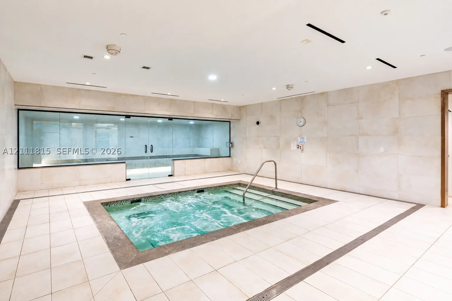 15811 Collins Ave #4102