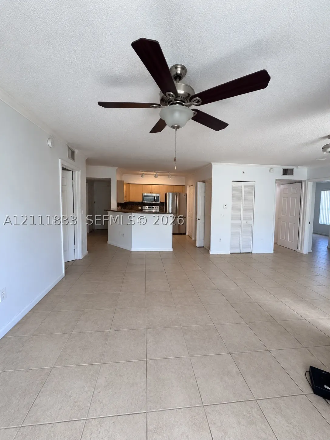207 Villa Cir #207