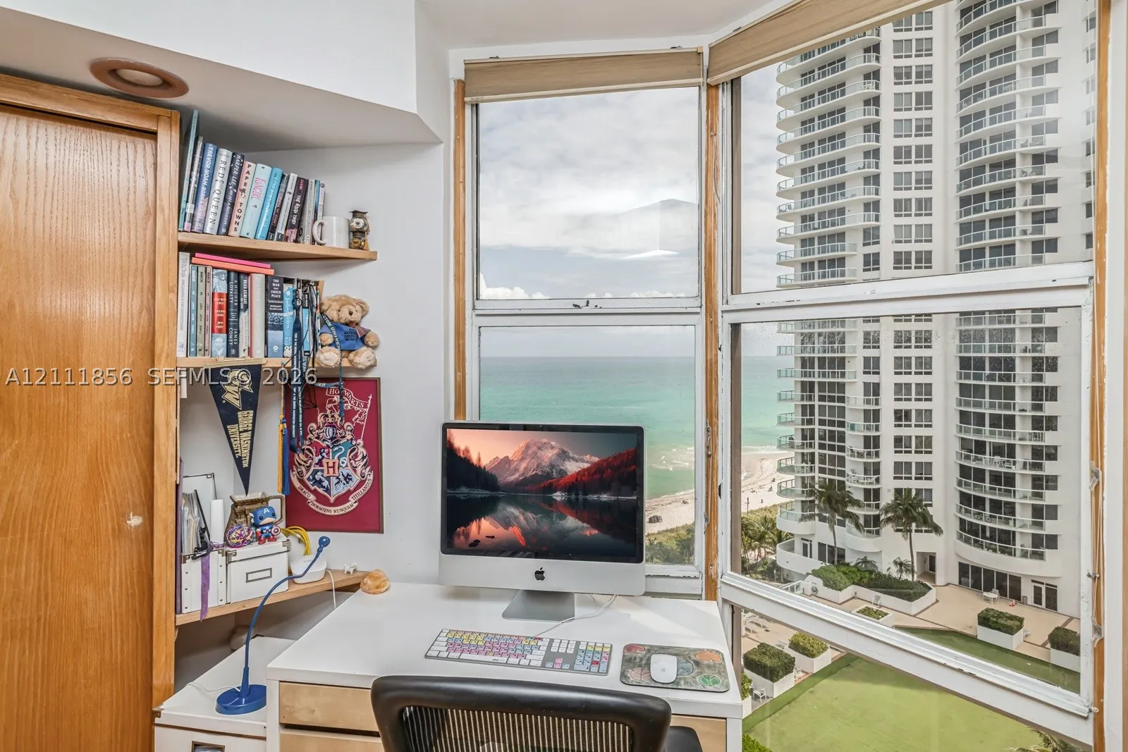 6423 Collins Ave #1602
