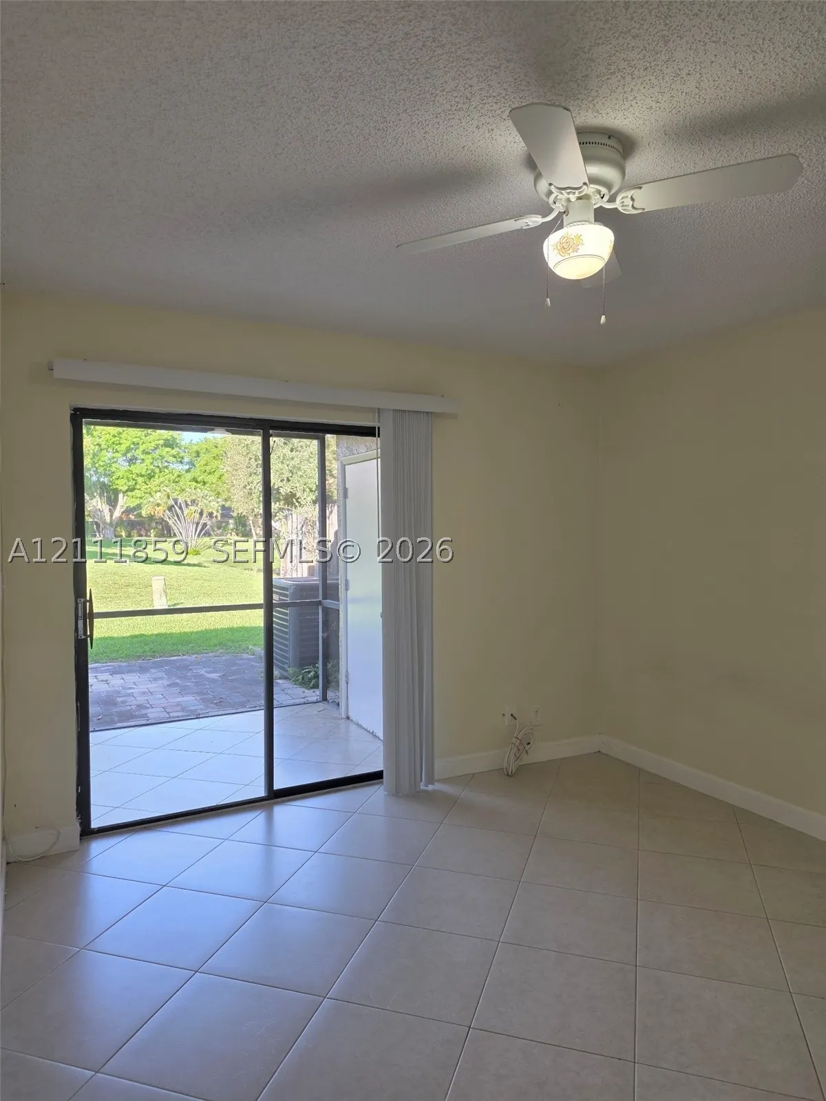 5037 E Lakes Dr #5037
