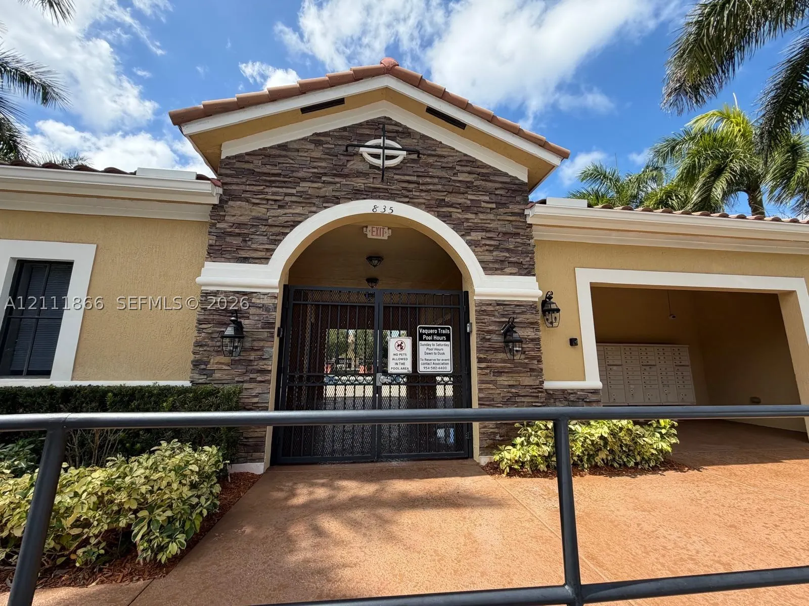 12350 S Village Cir