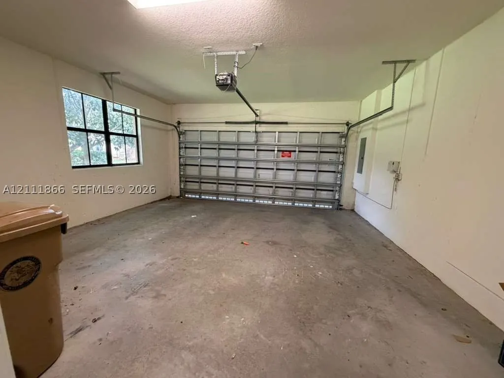 12350 S Village Cir
