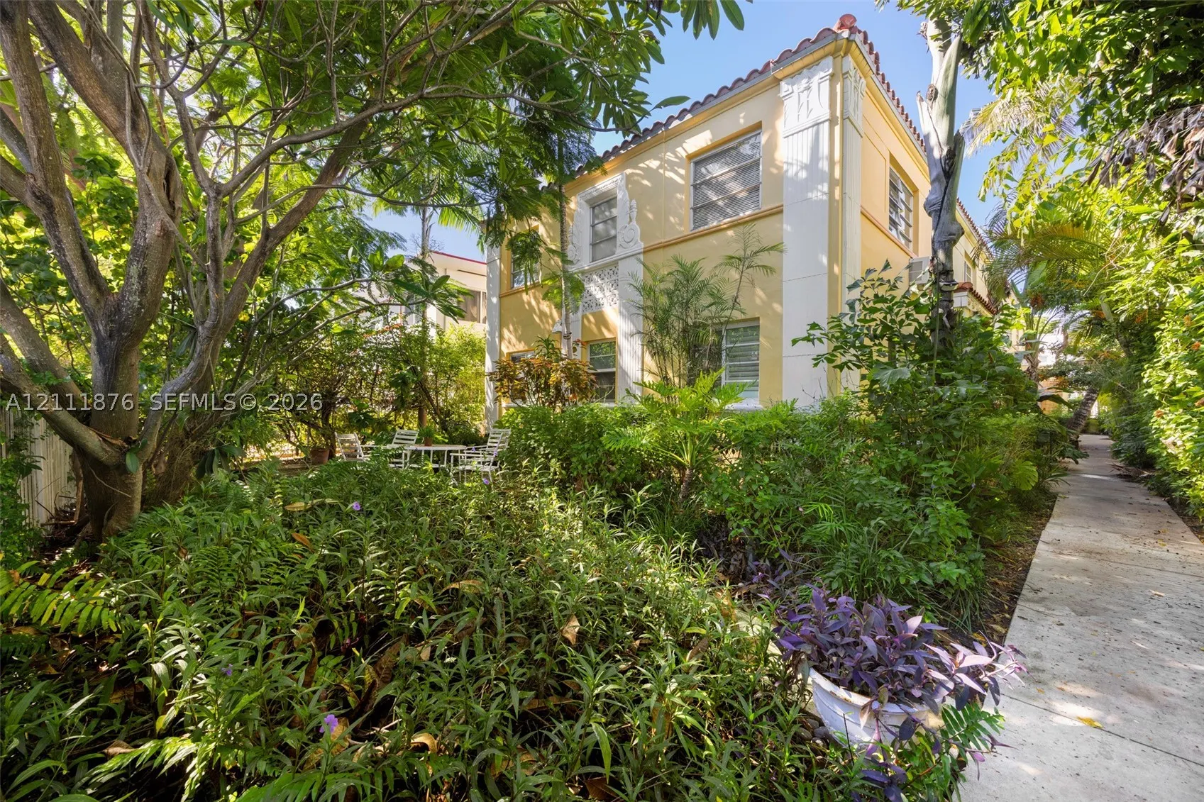 846 Jefferson Ave #3