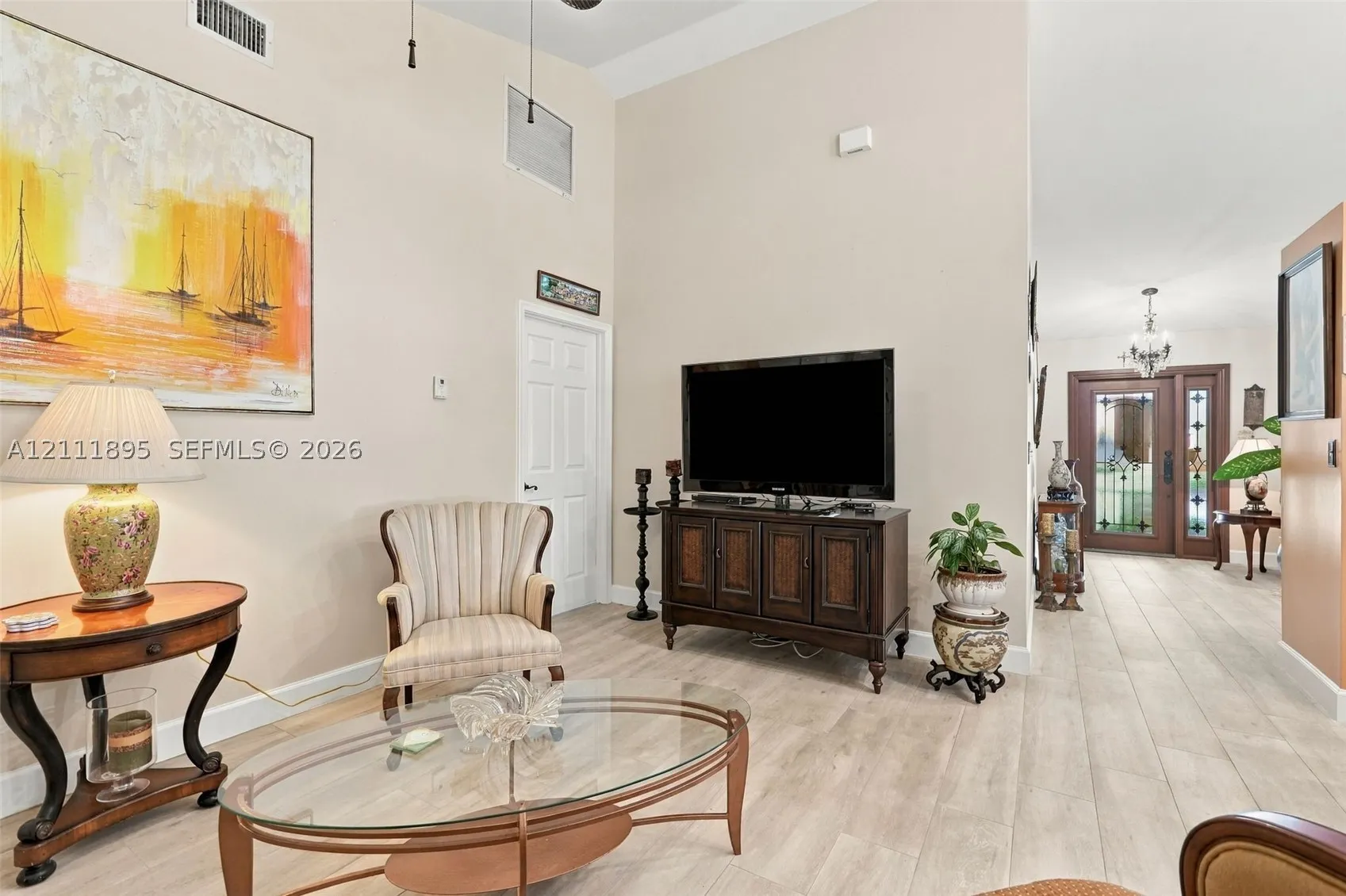 5792 Sun Pointe Cir