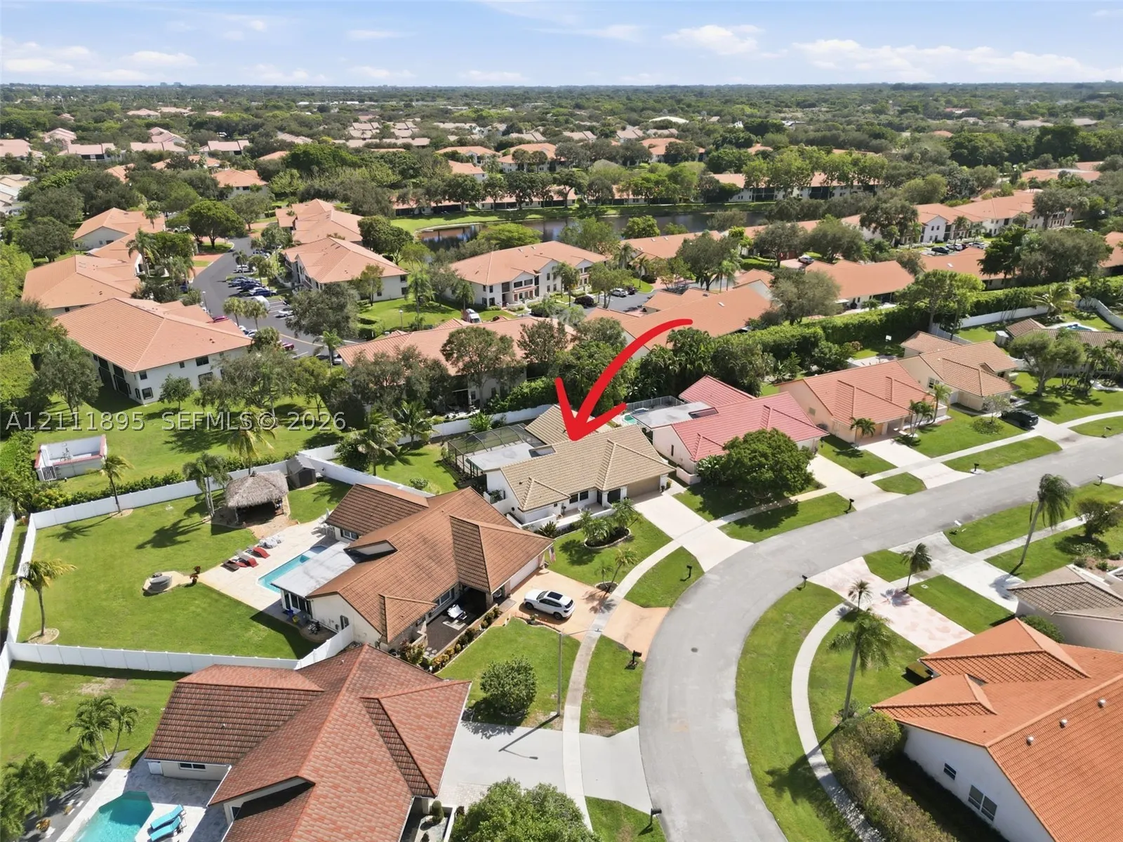 5792 Sun Pointe Cir