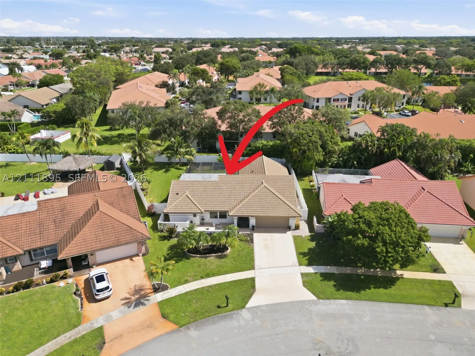 5792 Sun Pointe Cir