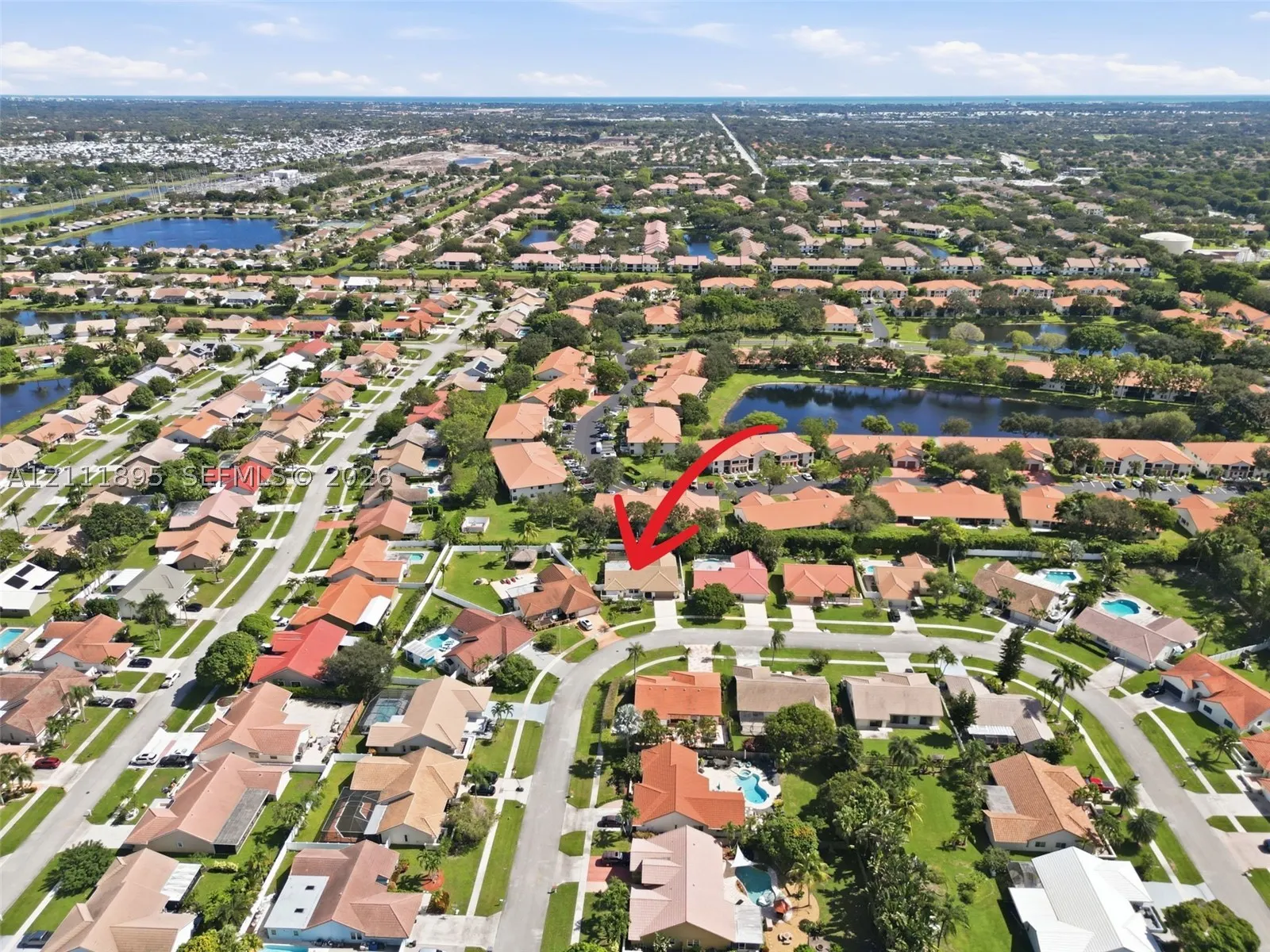 5792 Sun Pointe Cir