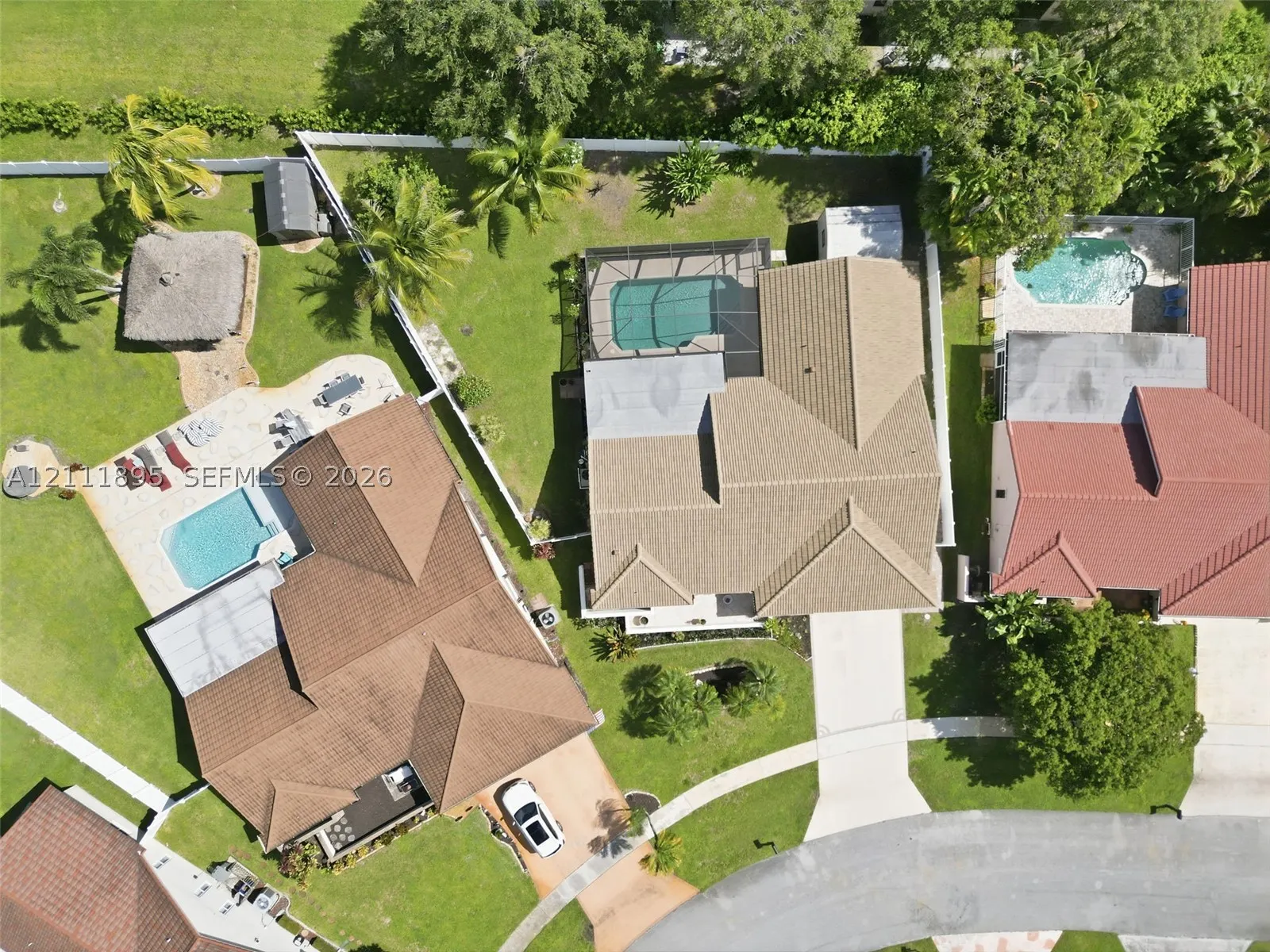 5792 Sun Pointe Cir