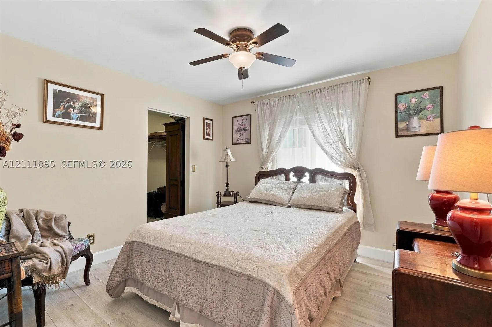 5792 Sun Pointe Cir