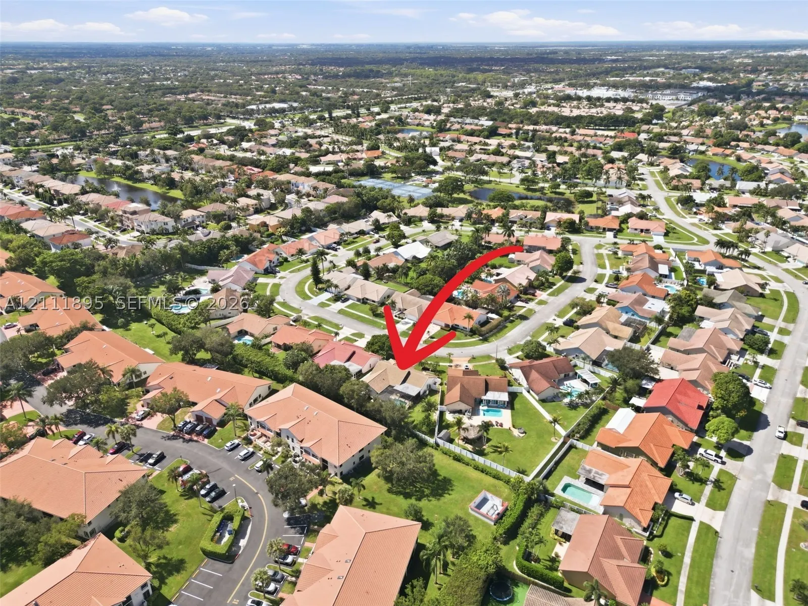 5792 Sun Pointe Cir