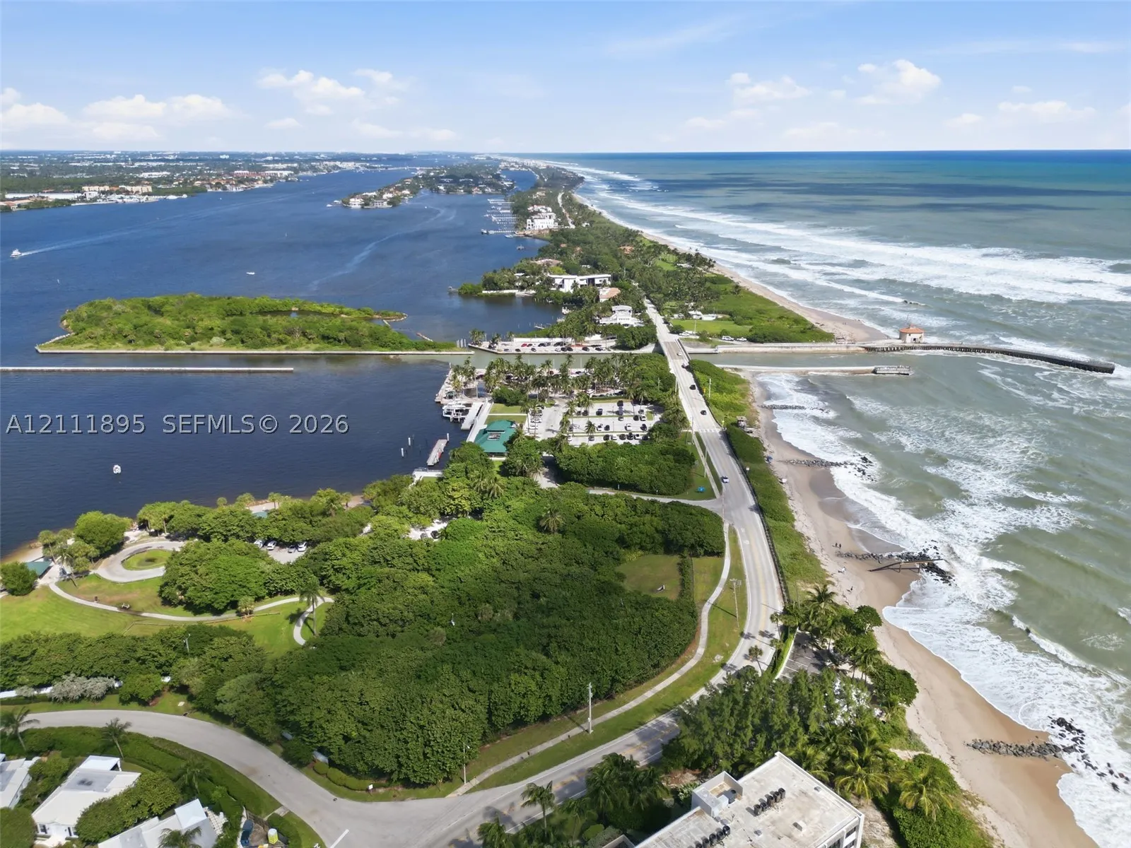 5792 Sun Pointe Cir