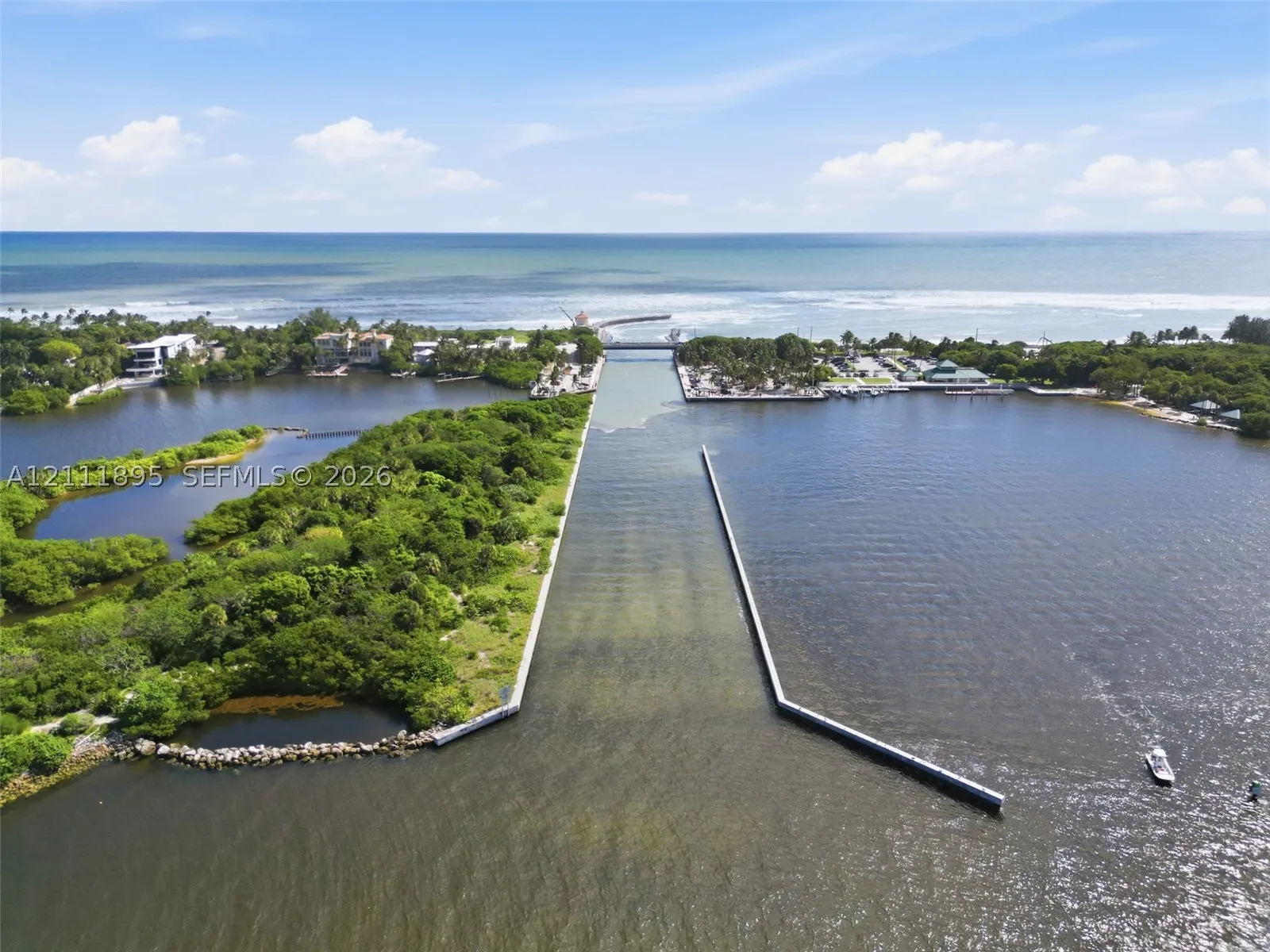 5792 Sun Pointe Cir