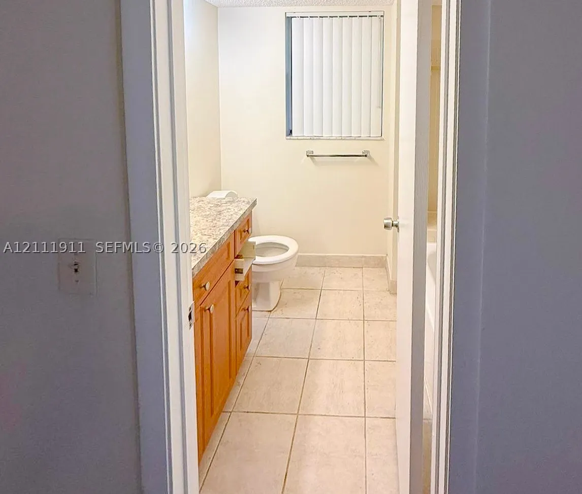 4401 W Mcnab Rd #15