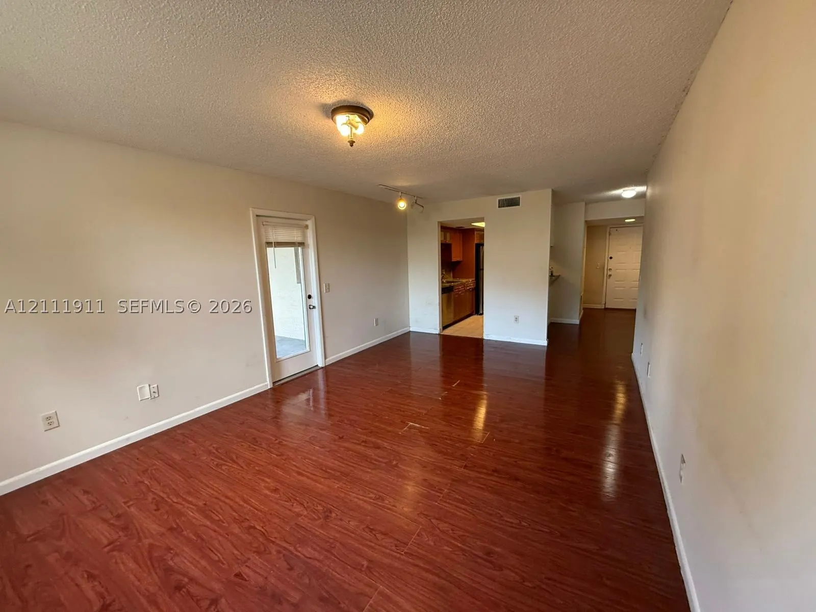 4401 W Mcnab Rd #15