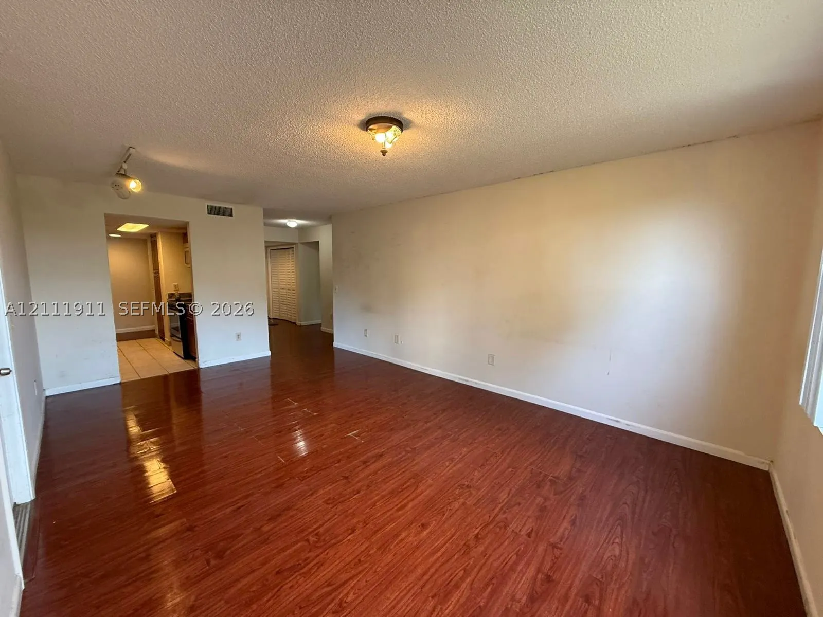 4401 W Mcnab Rd #15
