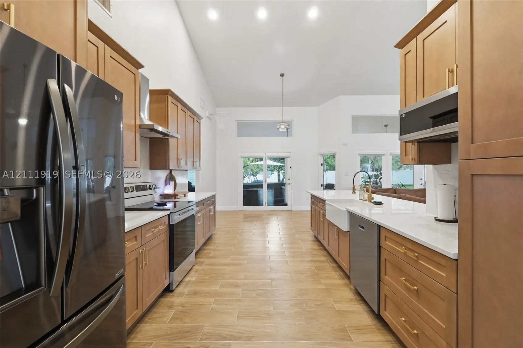 137 Arrowhead lane