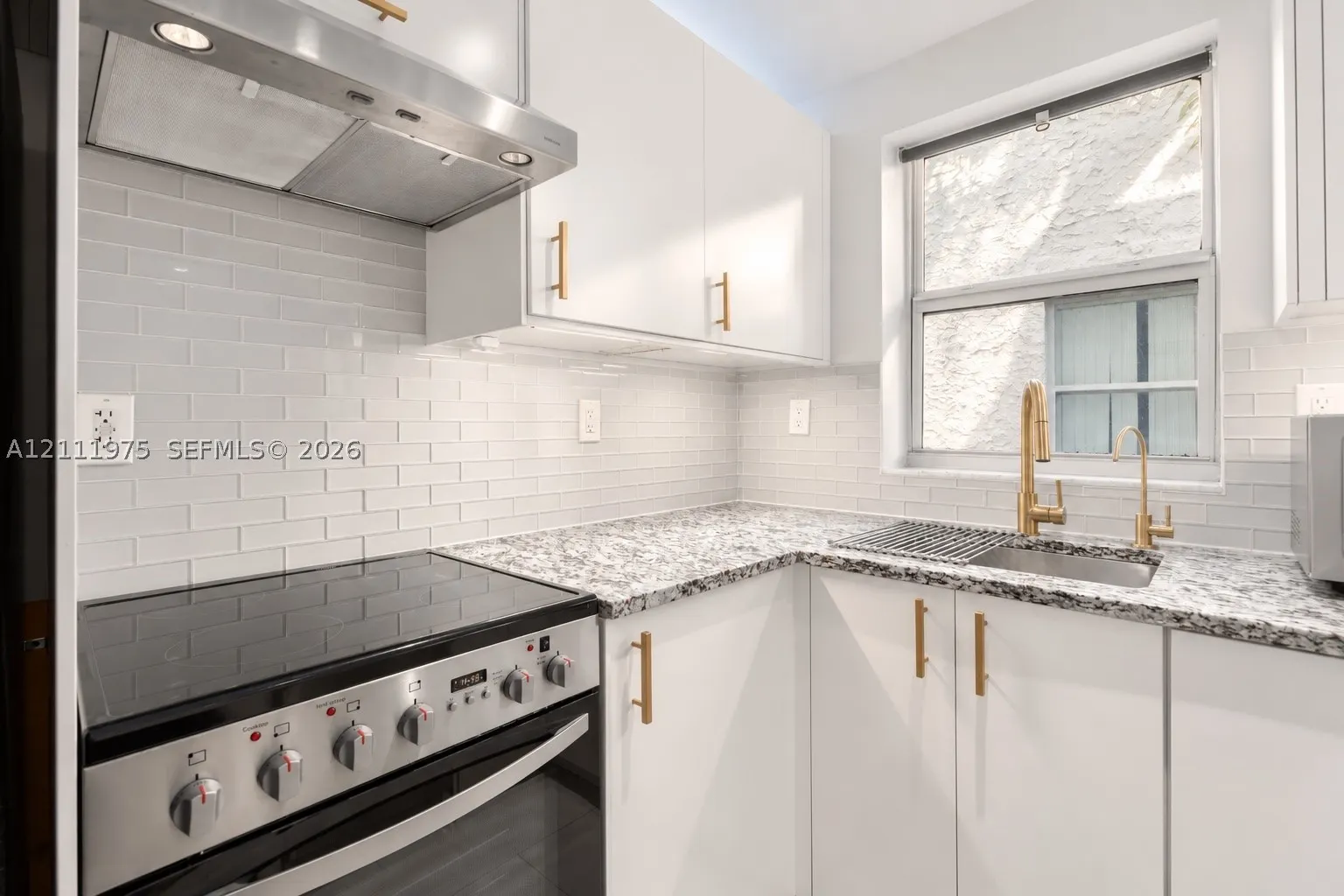 1542 Drexel Ave #206
