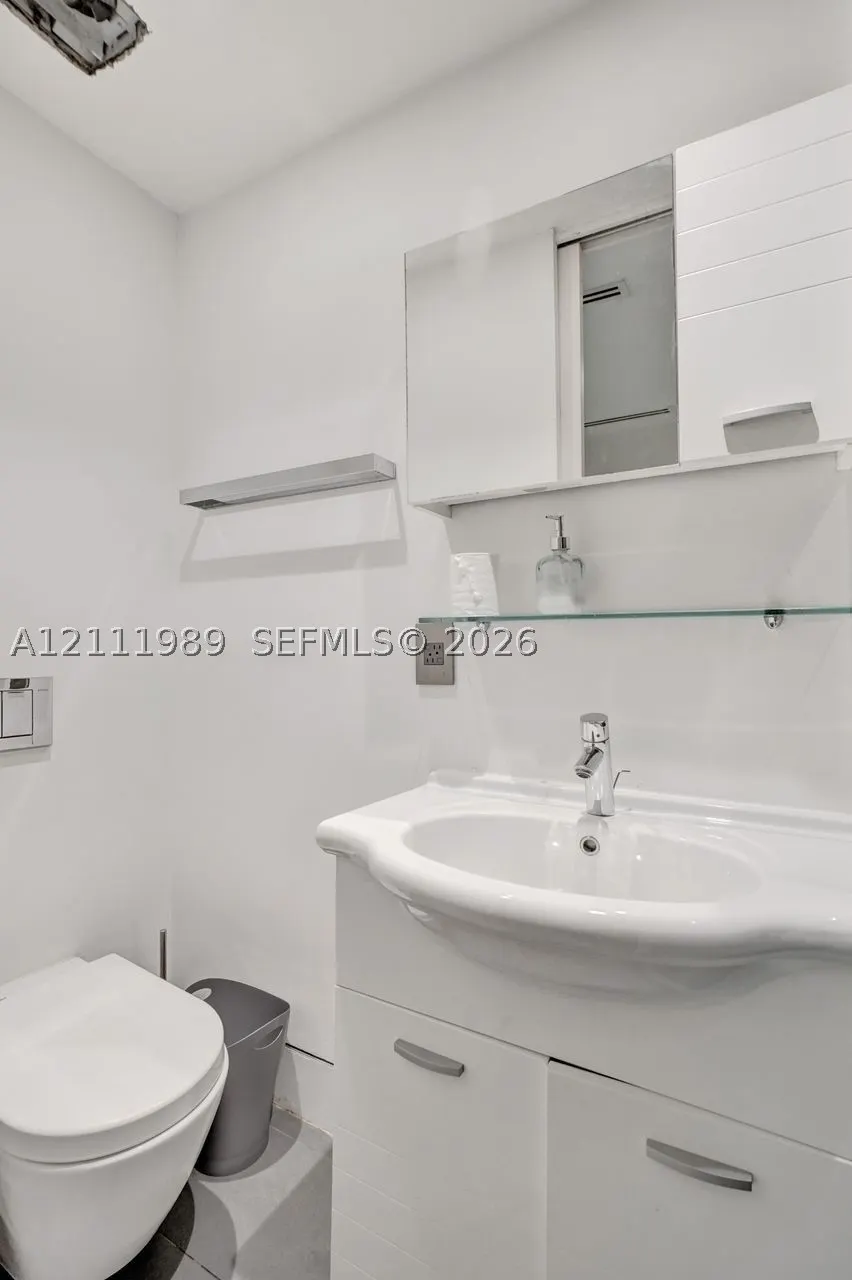 445 Grand Bay Dr #308