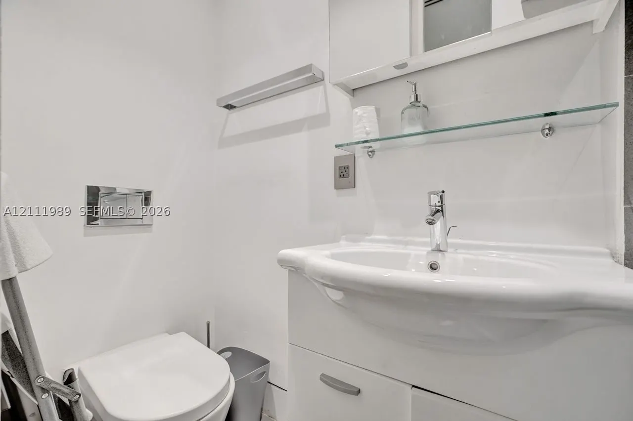 445 Grand Bay Dr #308