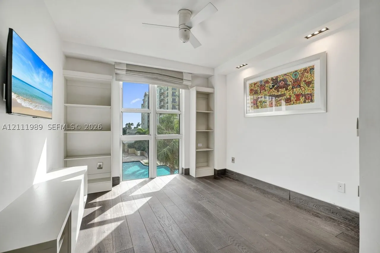 445 Grand Bay Dr #308