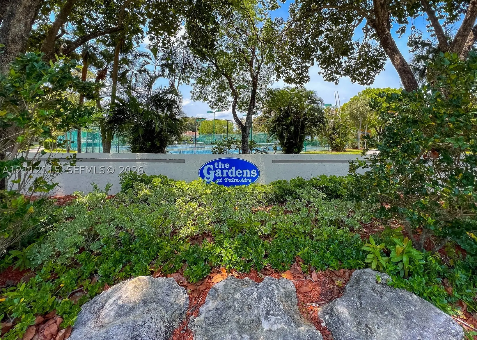 717 Gardens Dr #201