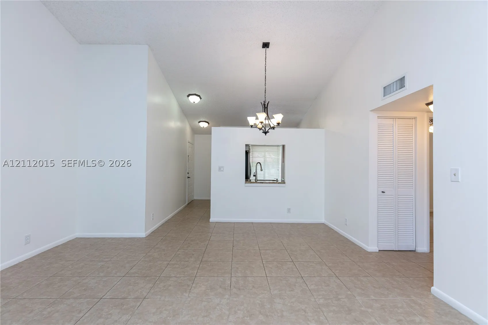 717 Gardens Dr #201
