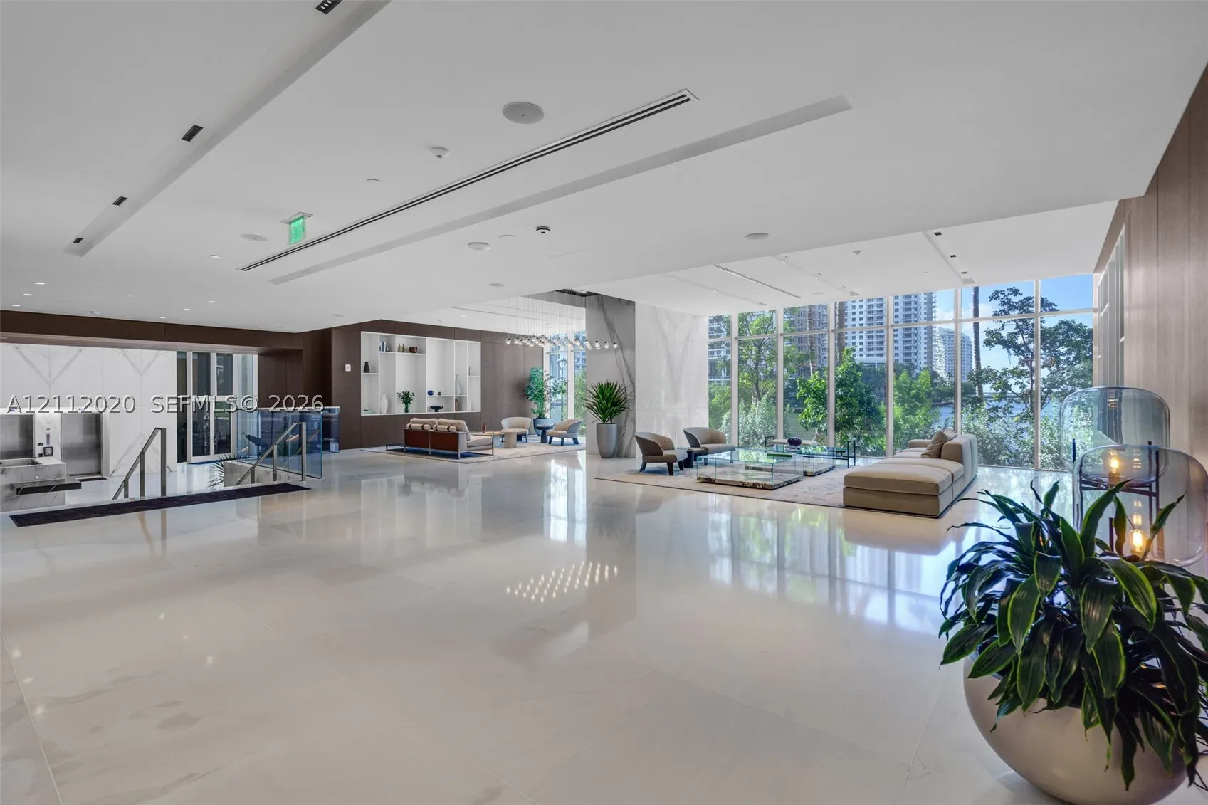 300 Biscayne Blvd Way #4202