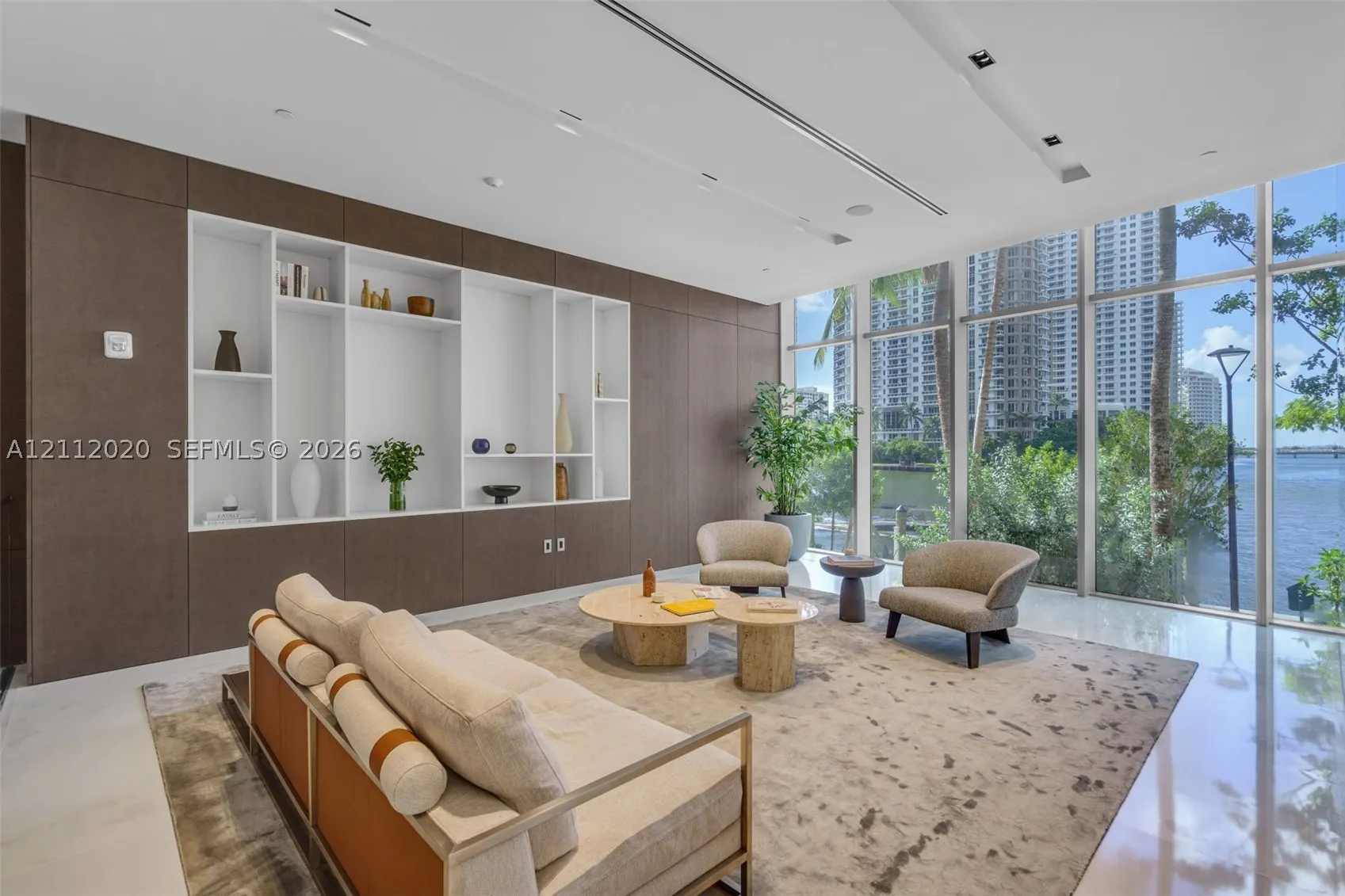 300 Biscayne Blvd Way #4202